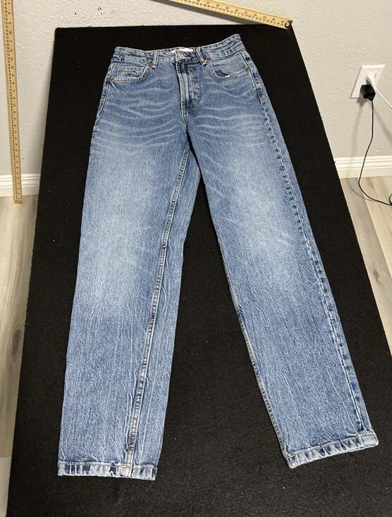 Zara Denim - Zara High Waist Mom Jeans Size 2 US / EUR 34